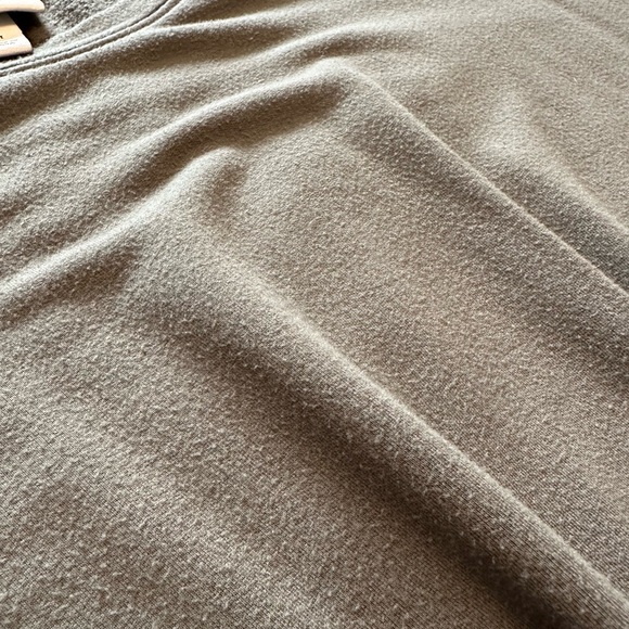 BUNDLE - 2 Women’s Sweatshirts - Size M - Picture 6 of 6